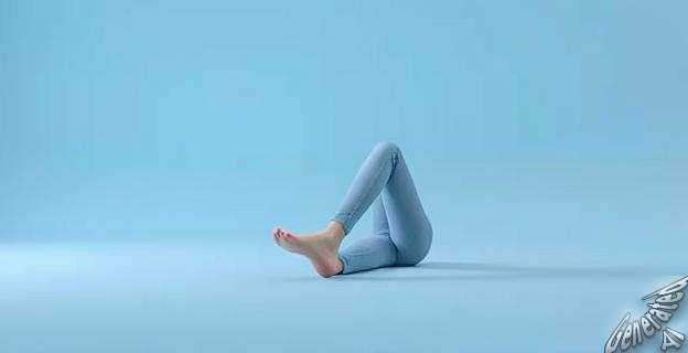 Tirar del pie hacia uno mismo mientras se mantiene la pierna recta y la rótula firme